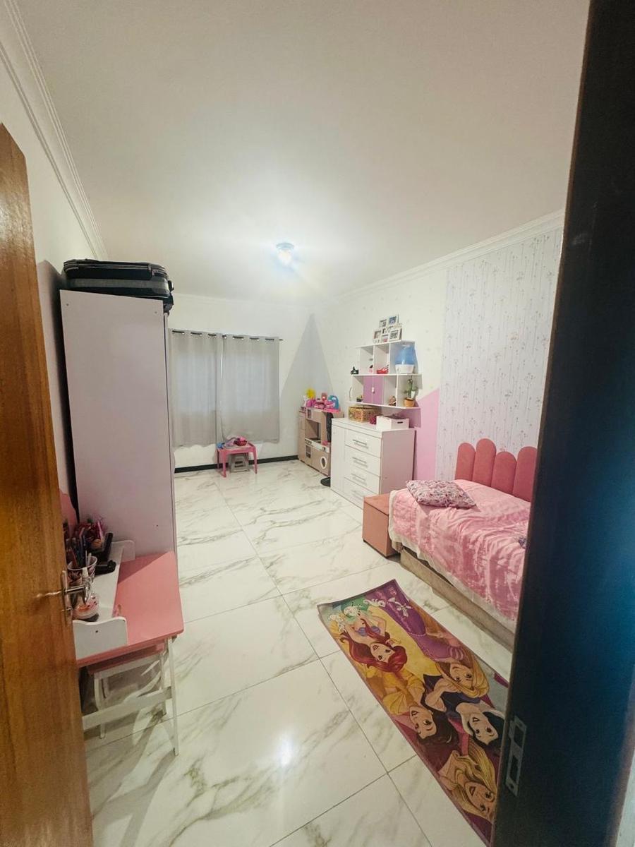 Casa, Parque Xangri-lá, 3 Quartos, 2 Vagas, 1 Suíte