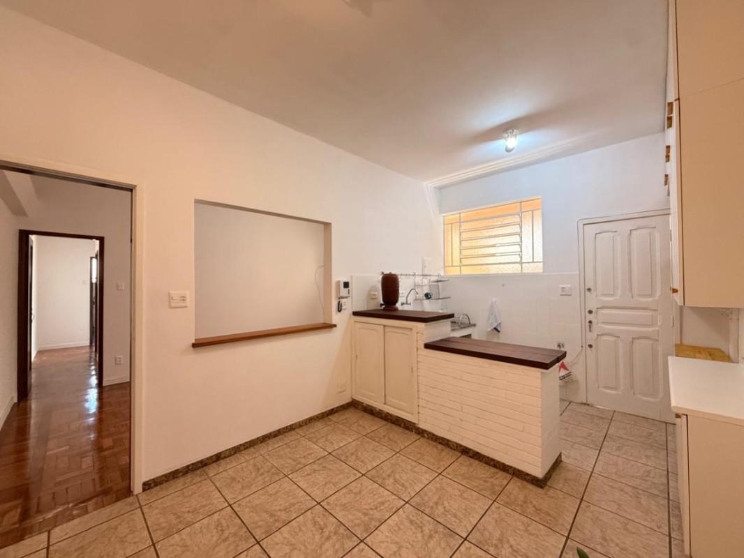 Apartamento, Sagrada Família, 2 Quartos, 1 Vaga
