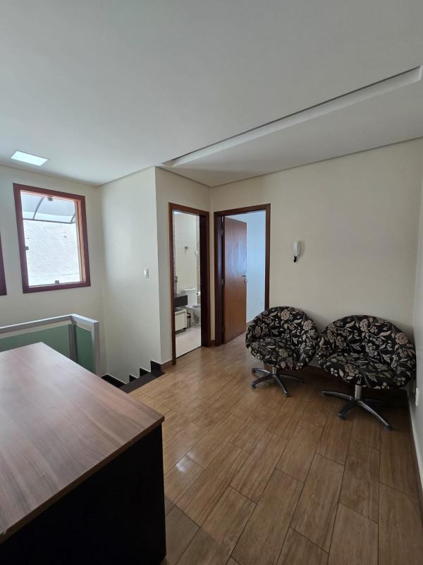 Casa, Serrano, 3 Quartos, 4 Vagas, 1 Suíte