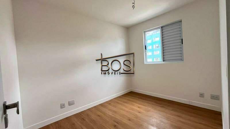 Apartamento, Sagrada Família, 3 Quartos, 2 Vagas, 1 Suíte