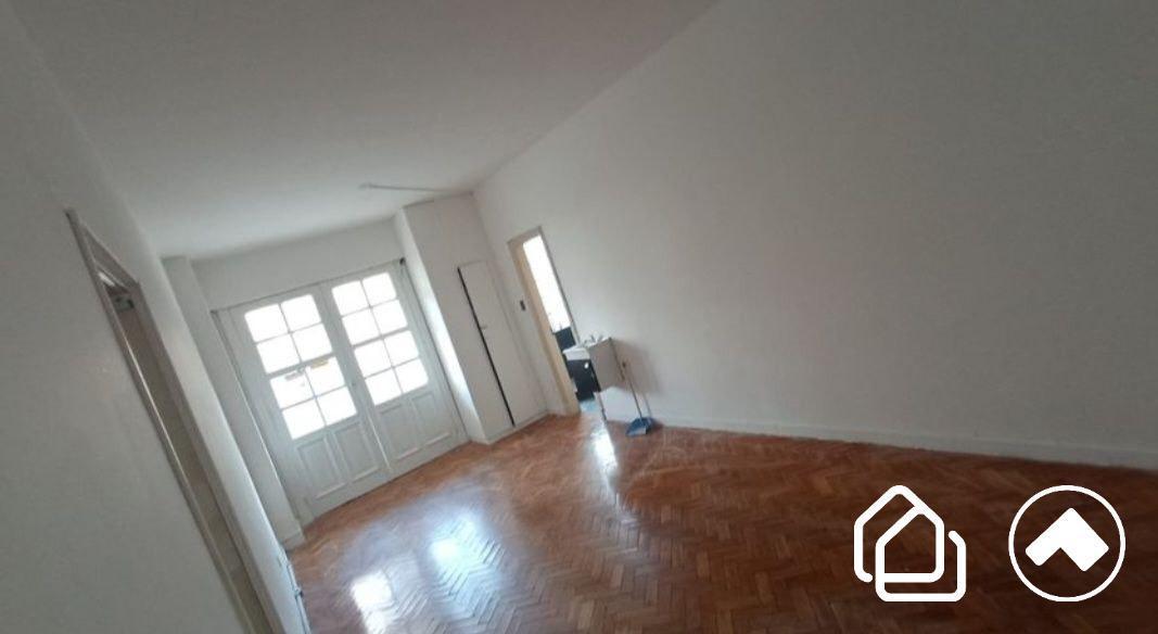 Sala, Centro