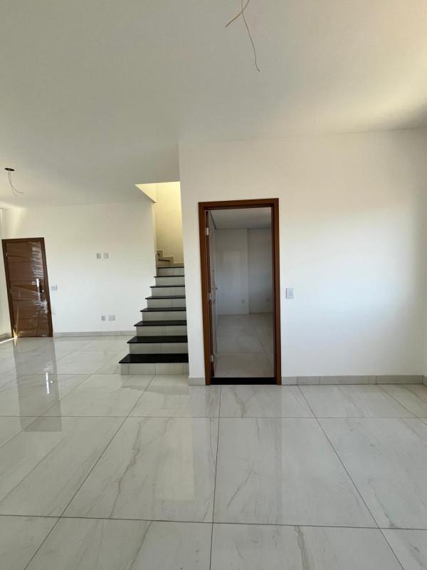Cobertura, Jardim Industrial, 3 Quartos, 2 Vagas, 1 Suíte