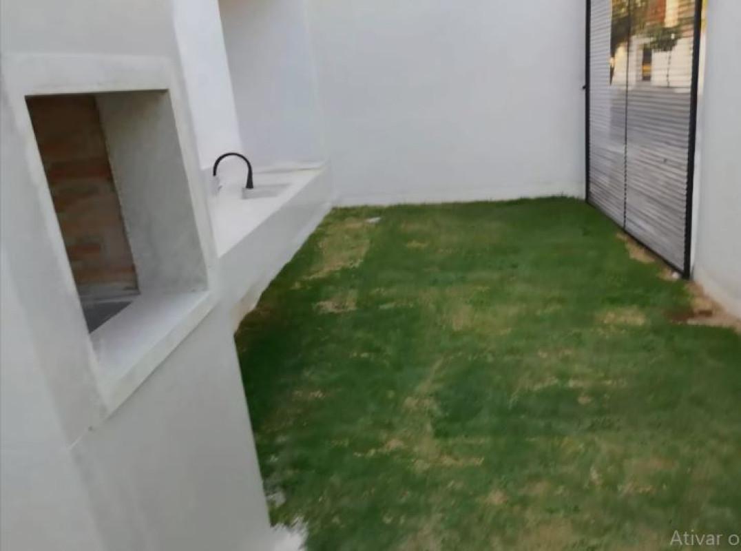 Casa, Planalto, 3 Quartos, 0 Vaga, 1 Suíte