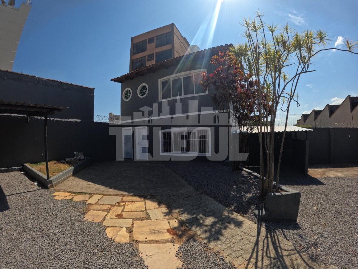 Lote, Centro, 0 Quarto, 0 Vaga