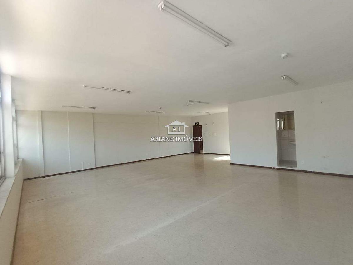 Sala, Centro, 0 Quarto, 0 Vaga