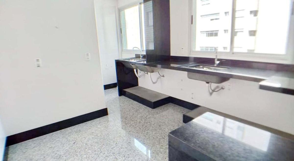 Apartamento, Funcionários, 3 Quartos, 3 Vagas, 1 Suíte