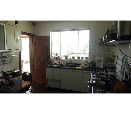 Casa, Trevo, 3 Quartos, 6 Vagas, 1 Suíte