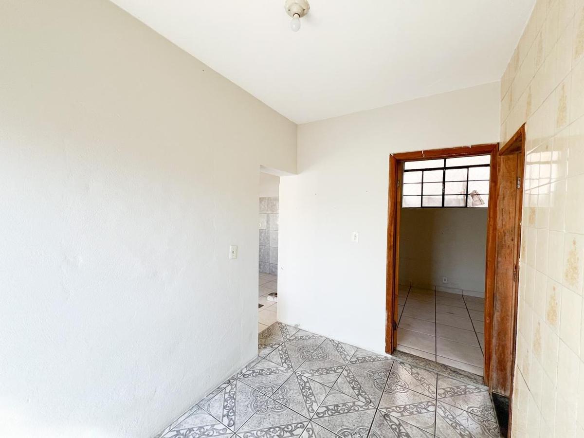 Casa, Santa Terezinha, 2 Quartos, 1 Vaga