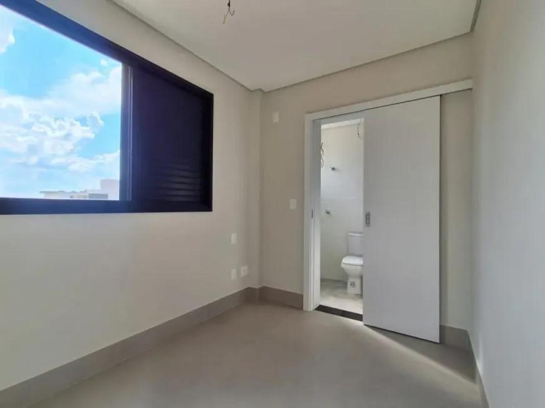 Cobertura, Planalto, 4 Quartos, 2 Vagas, 2 Suítes