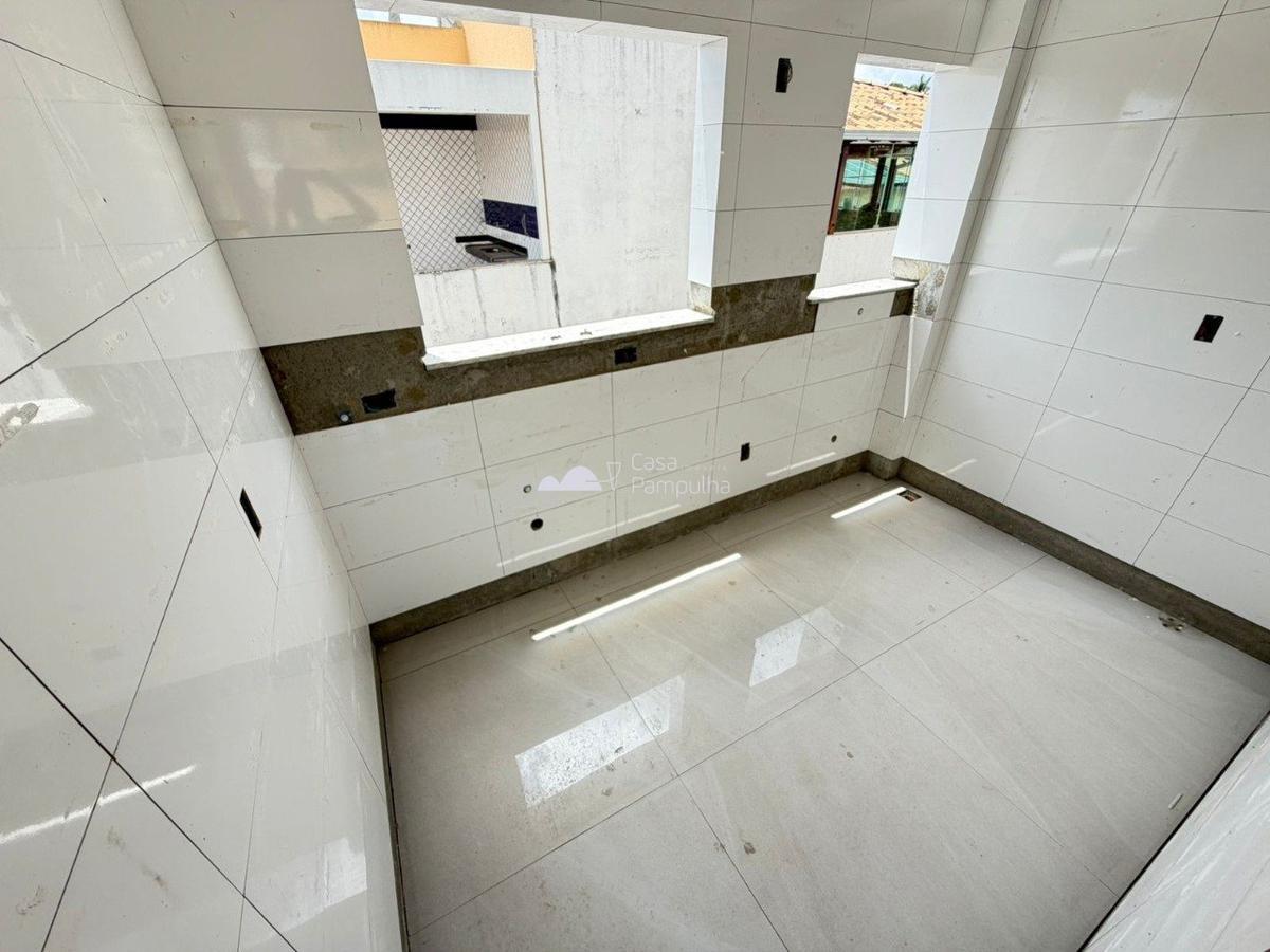 Apartamento, Santa Mônica, 2 Quartos, 1 Vaga