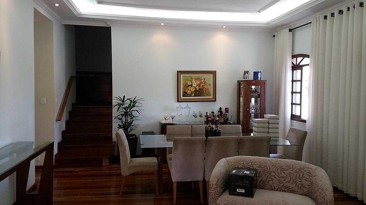 Casa, Santa Amélia, 3 Quartos, 11 Vagas, 1 Suíte