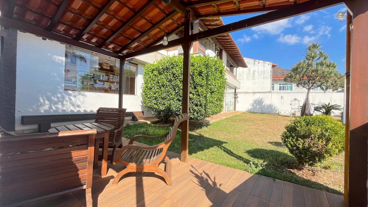 Casa, Mangabeiras, 4 Quartos, 4 Vagas, 2 Suítes
