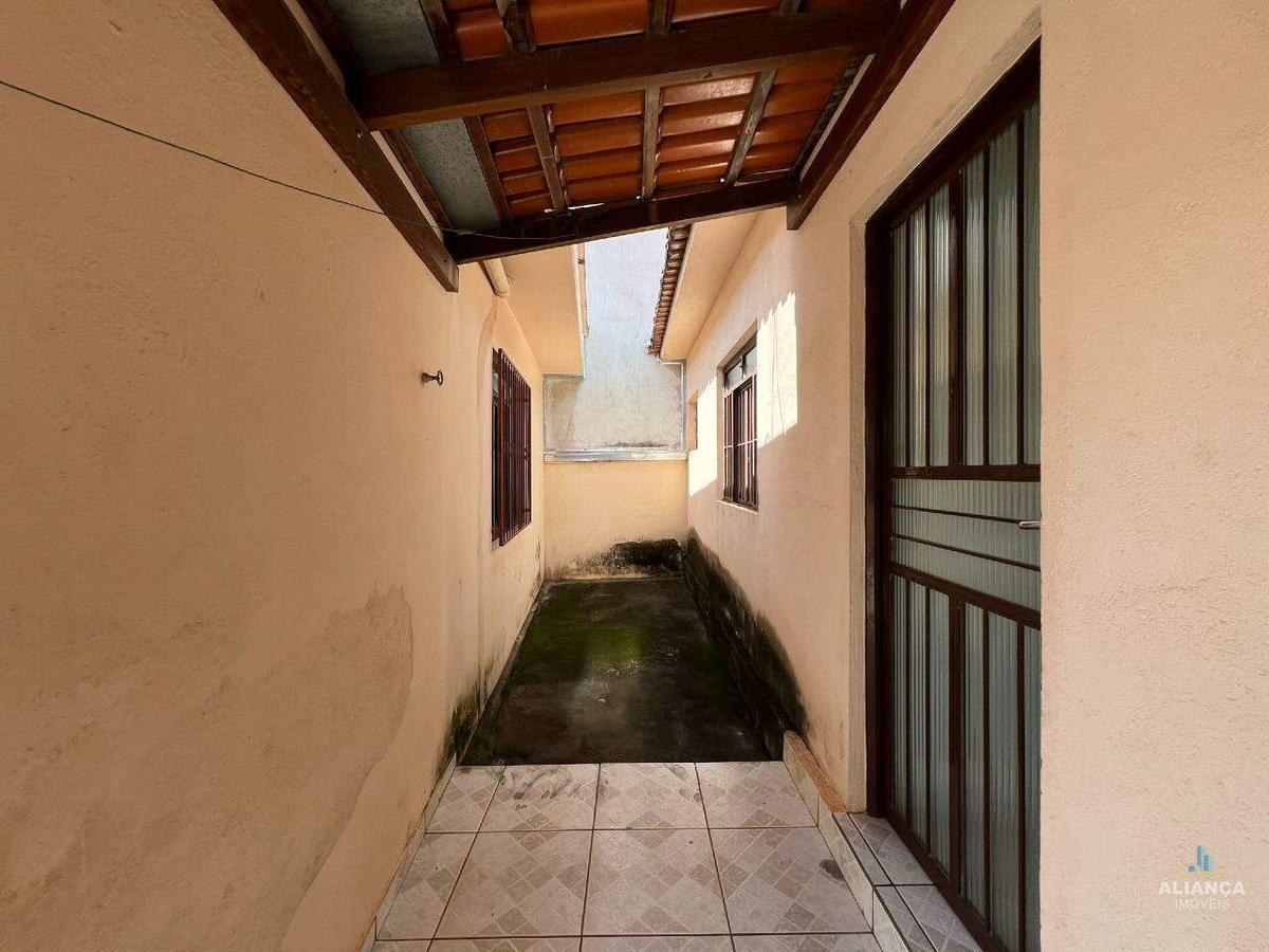 Casa, Centro, 3 Quartos, 4 Vagas, 2 Suítes