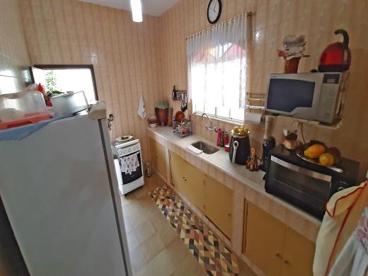 Casa, Cidade Nova, 3 Quartos, 2 Vagas, 1 Suíte