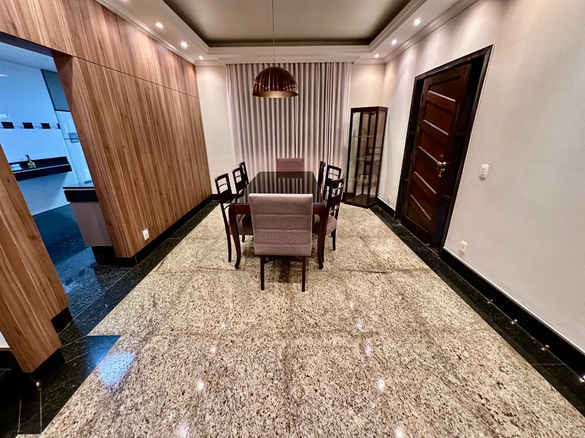 Casa, Bandeirantes (pampulha), 4 Quartos, 10 Vagas, 3 Suítes