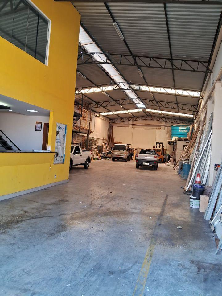 Galpão, Santa Inês, 0 Quarto, 6 Vagas