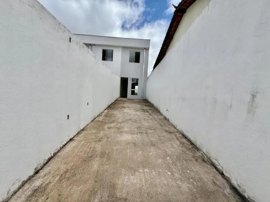 Casa, Jardim dos Comerciários, 2 Quartos, 2 Vagas