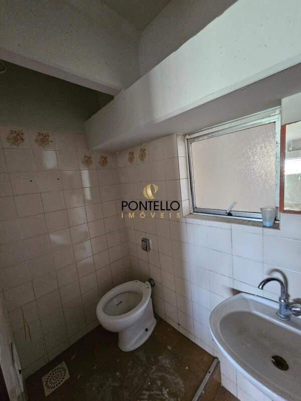 Andar, Centro, 0 Quarto, 0 Vaga