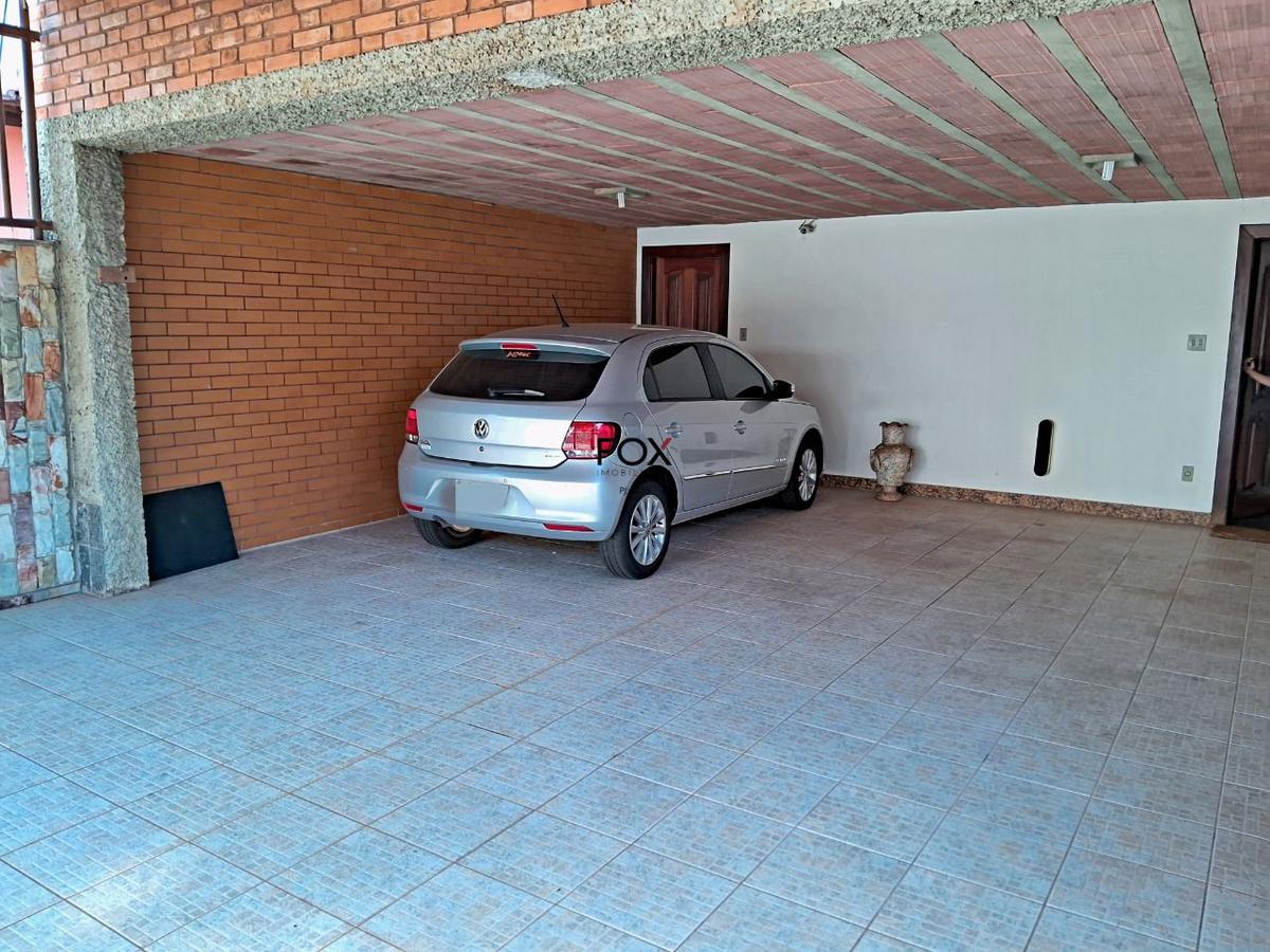 Casa, Santa Lúcia, 5 Quartos, 4 Vagas, 2 Suítes