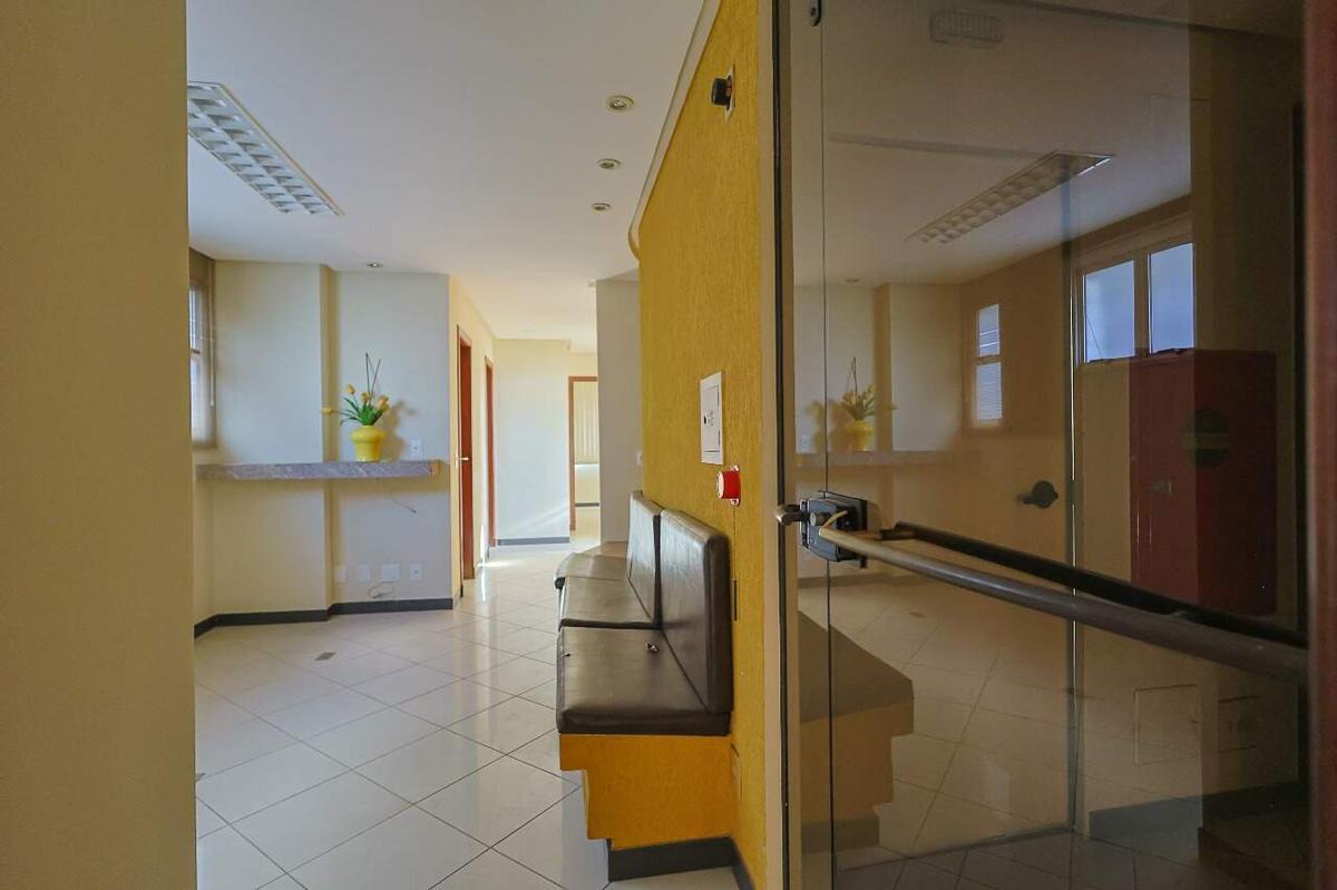 Andar, Santa Efigênia, 0 Quarto, 4 Vagas