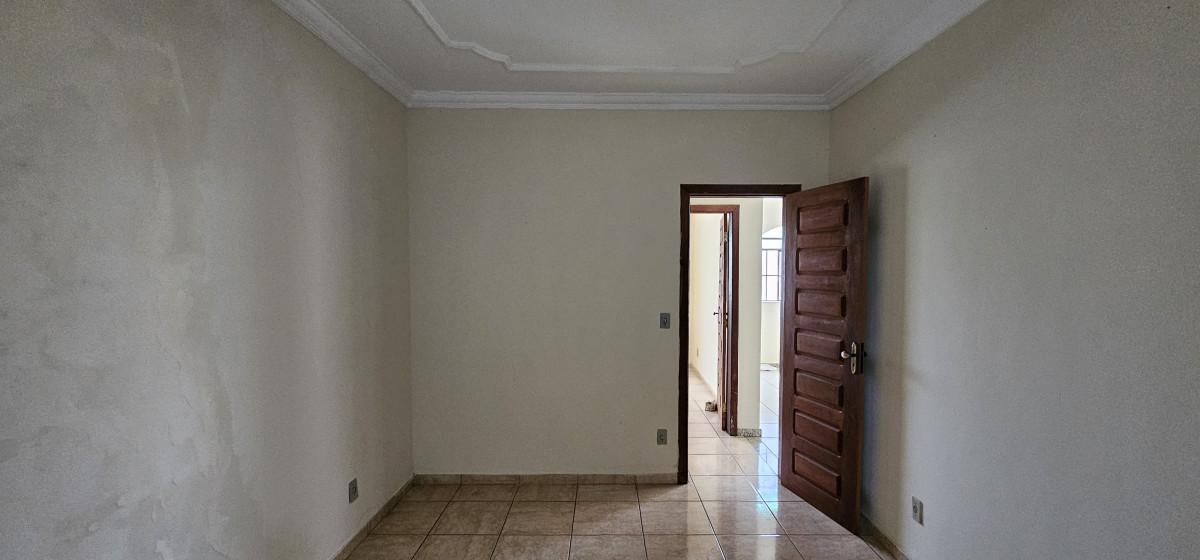 Casa, Milanez, 3 Quartos, 1 Vaga