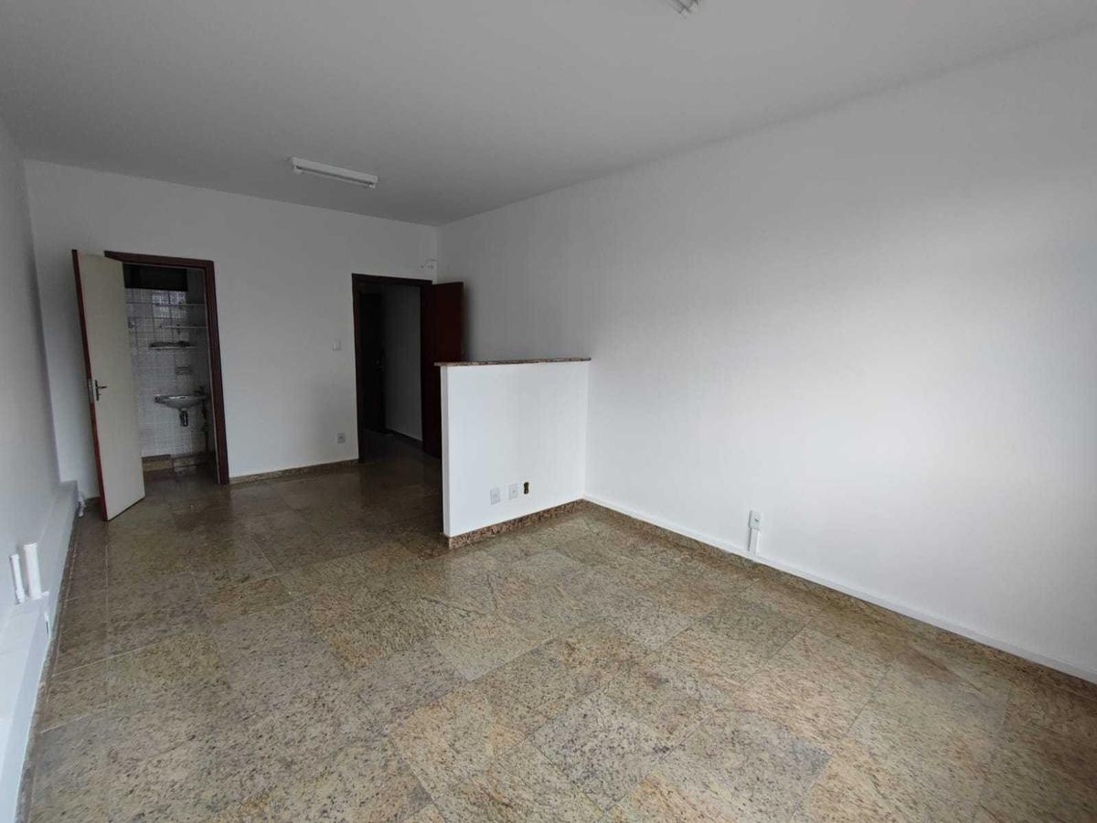Sala, Centro, 0 Quarto, 0 Vaga