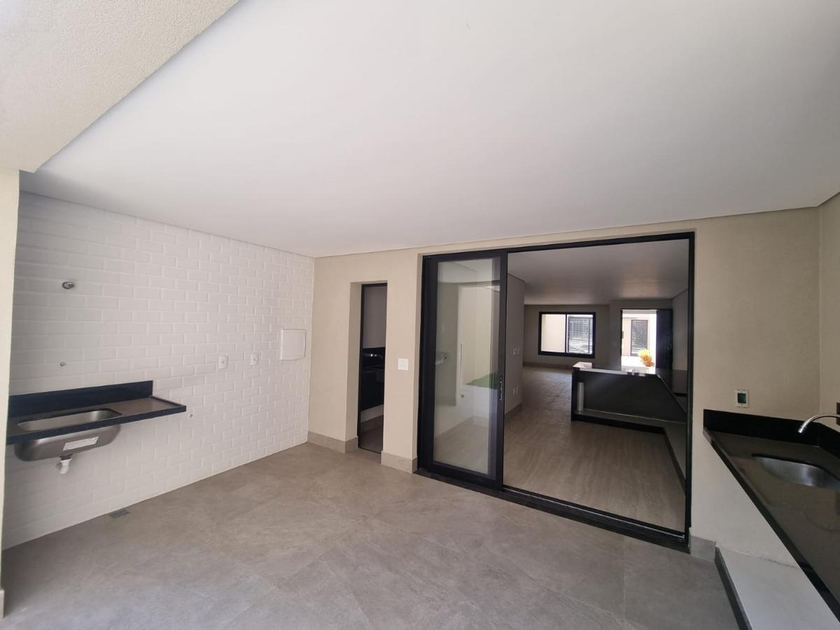 Casa, Jaraguá, 4 Quartos, 4 Vagas, 1 Suíte