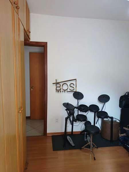 Apartamento, Sagrada Família, 3 Quartos, 2 Vagas, 1 Suíte
