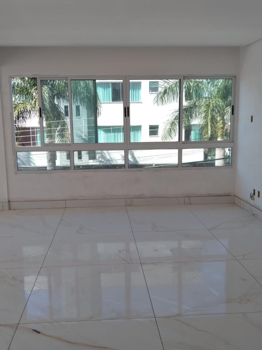 Apartamento, Barreiro, 3 Quartos, 2 Vagas, 1 Suíte