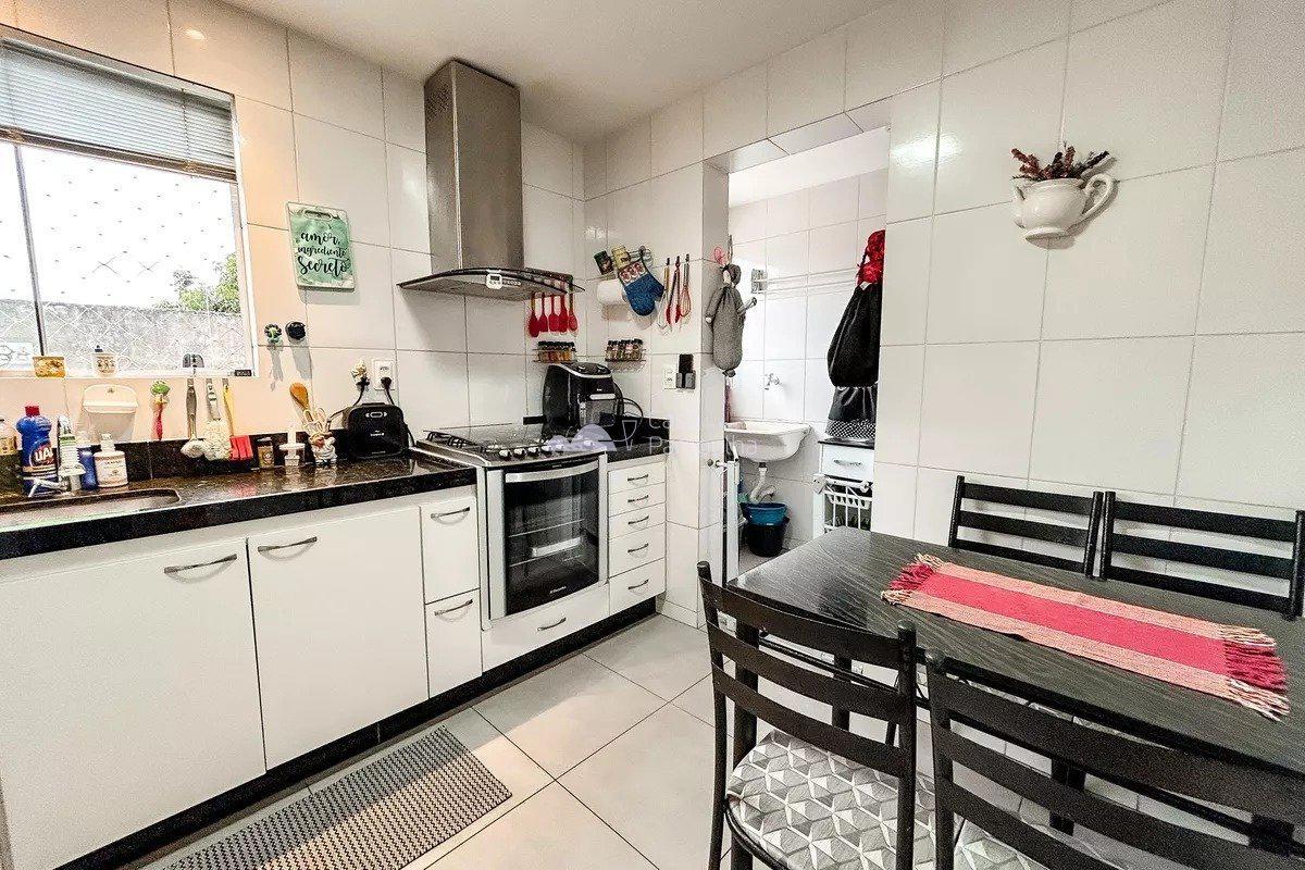 Apartamento, Santa Terezinha, 3 Quartos, 2 Vagas, 1 Suíte
