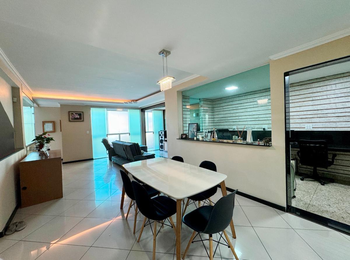 Casa, Ana Lúcia, 3 Quartos, 3 Vagas, 1 Suíte