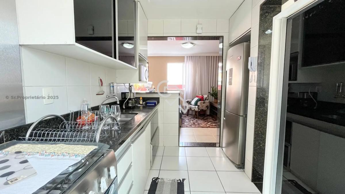 Apartamento, Sagrada Família, 3 Quartos, 2 Vagas, 1 Suíte