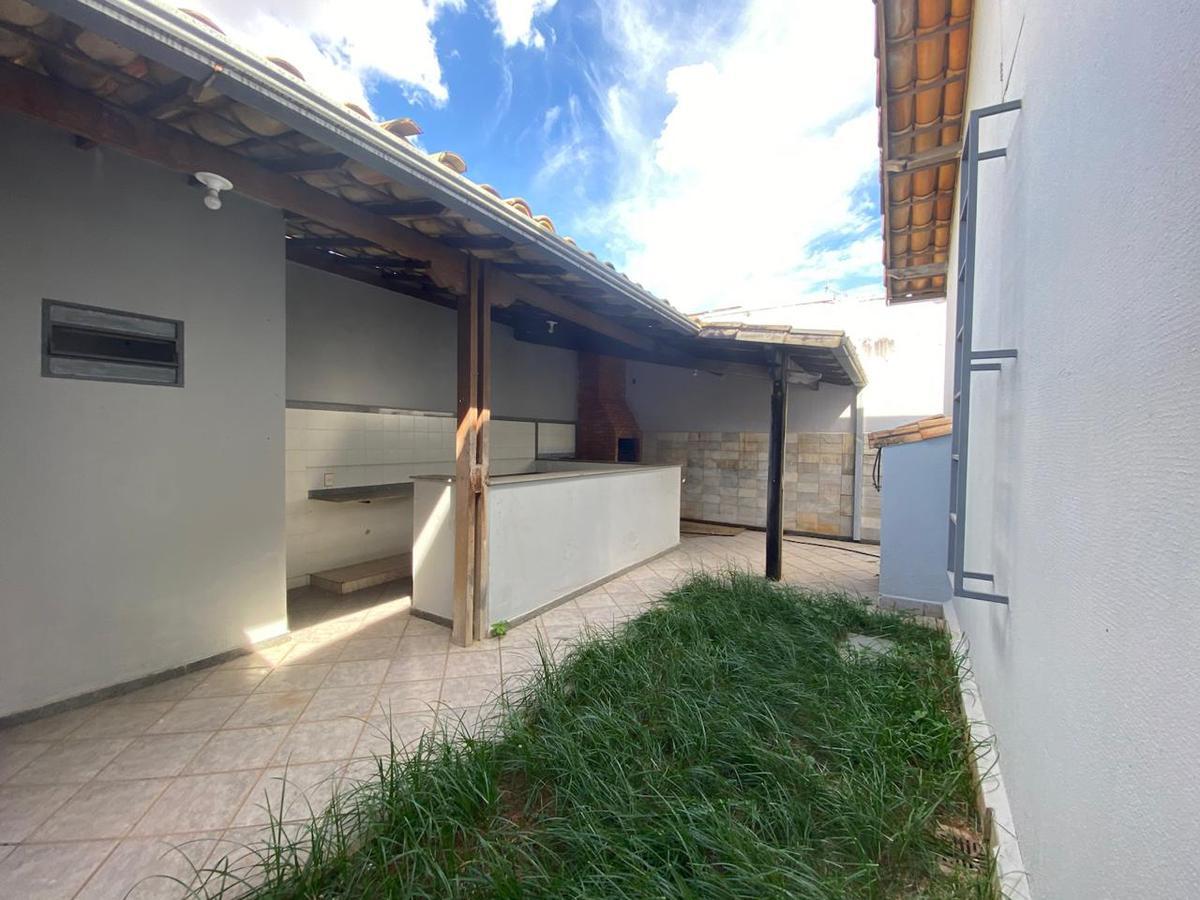 Casa, Alípio de Melo, 4 Quartos, 4 Vagas, 1 Suíte