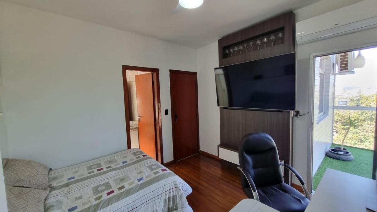 Cobertura, Santa Cruz Industrial, 3 Quartos, 2 Vagas, 1 Suíte