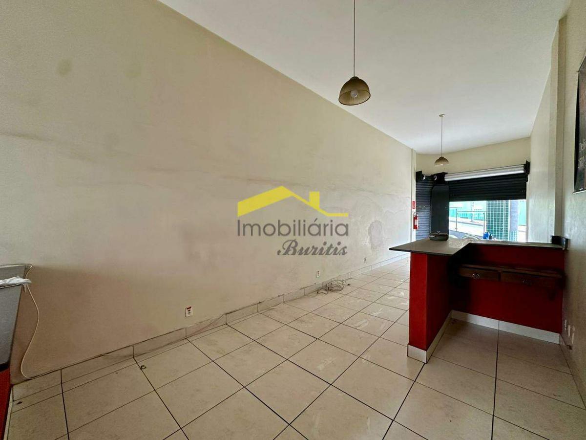 Loja, Estoril, 1 Vaga