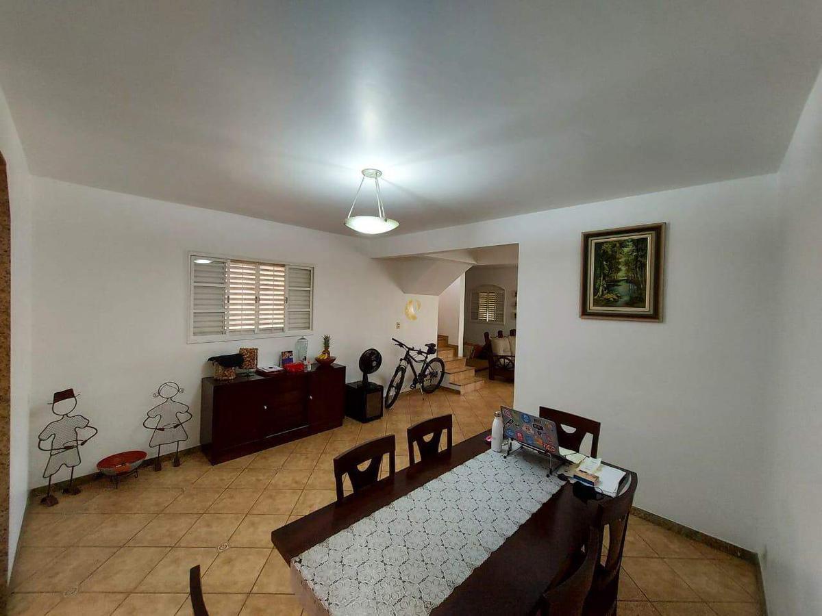 Casa, Álvaro Camargos, 4 Quartos, 2 Vagas, 1 Suíte