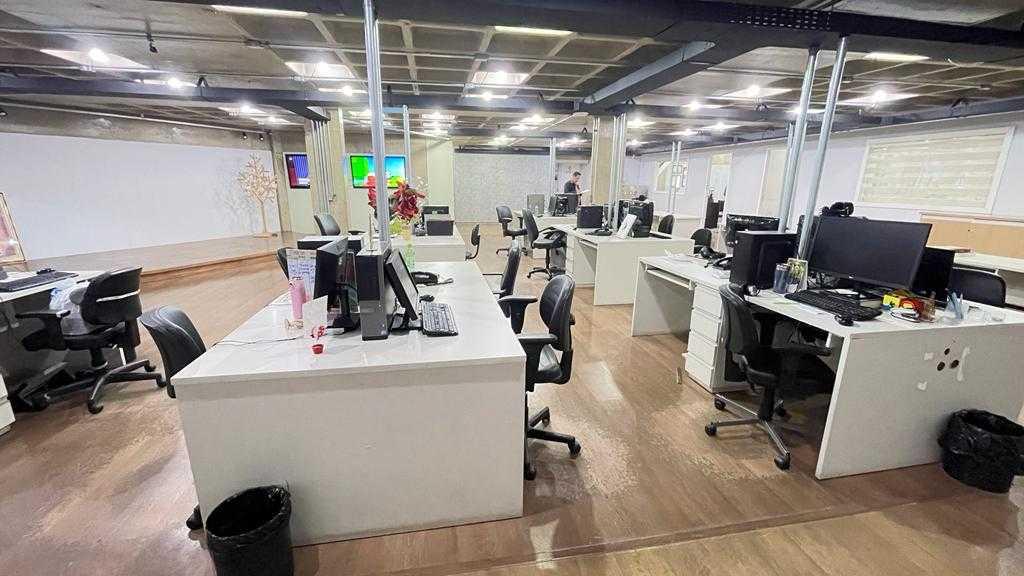 Prédio, São Luiz (pampulha), 0 Quarto, 3 Vagas