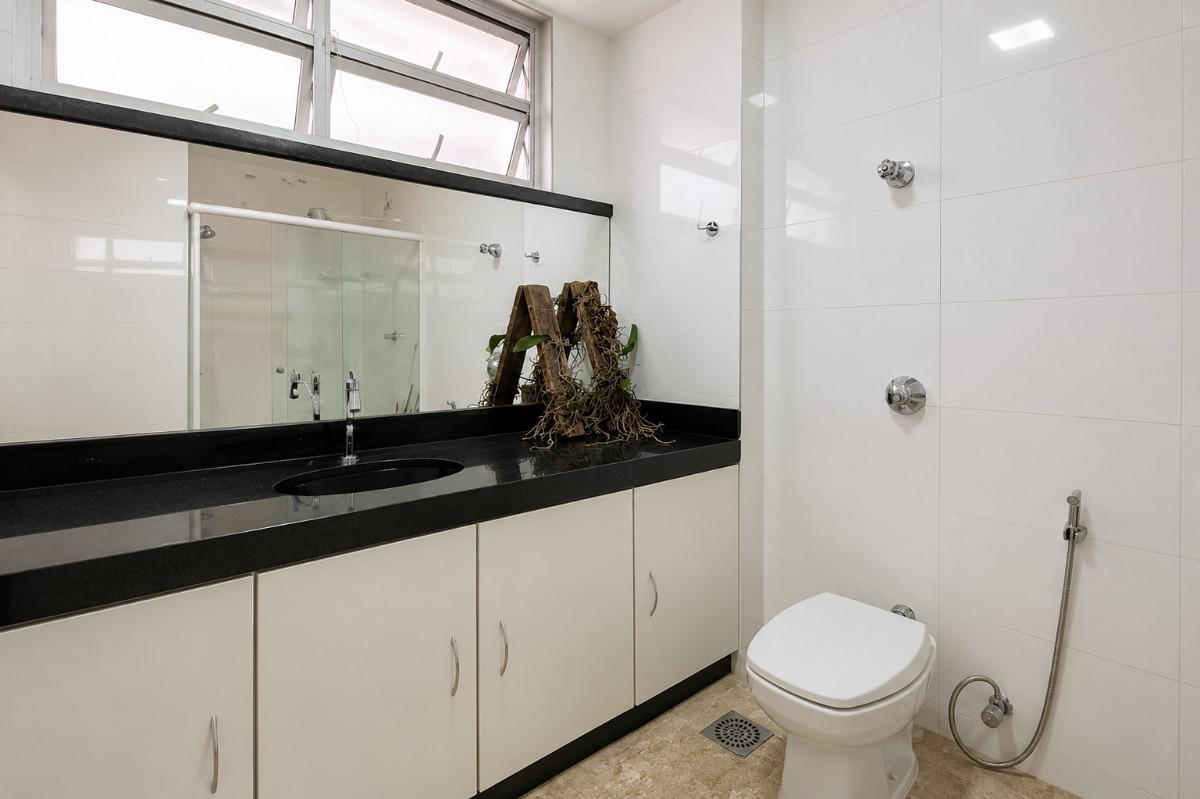 Apartamento, Funcionários, 4 Quartos, 1 Vaga, 1 Suíte