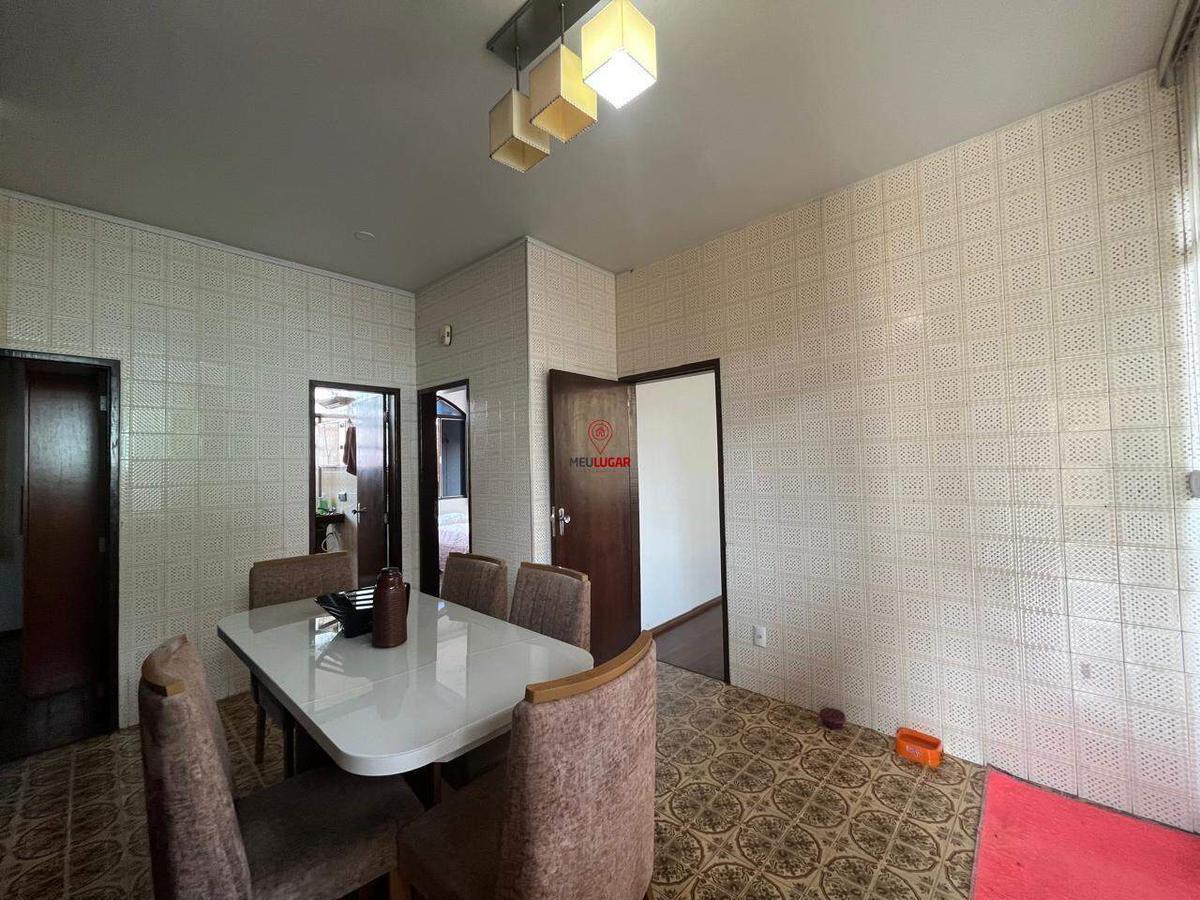 Cobertura, Barreiro, 4 Quartos, 2 Vagas, 1 Suíte