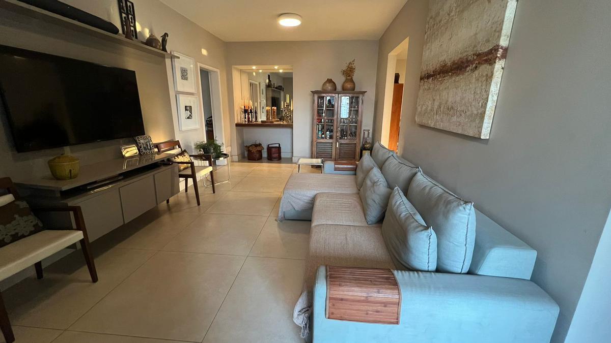 Apartamento, Coração de Jesus, 4 Quartos, 2 Vagas, 2 Suítes