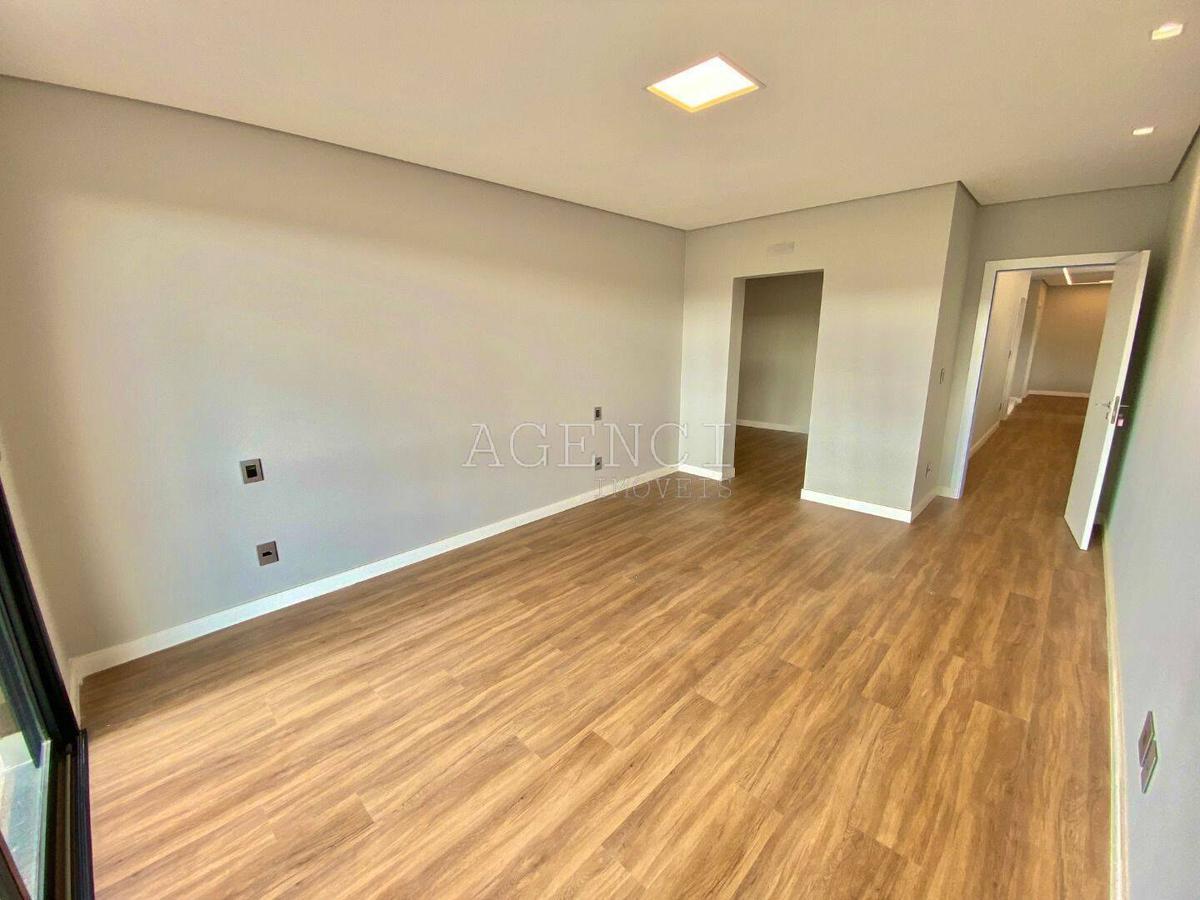 Casa, Alphaville - Lagoa dos Ingleses, 4 Quartos, 0 Vaga, 3 Suítes
