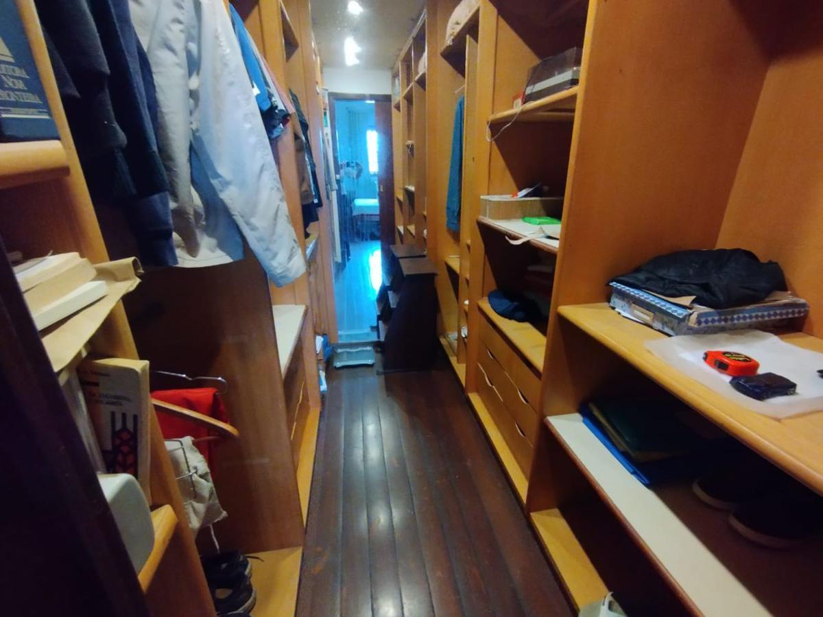 Casa, Fernão Dias, 3 Quartos, 6 Vagas, 1 Suíte