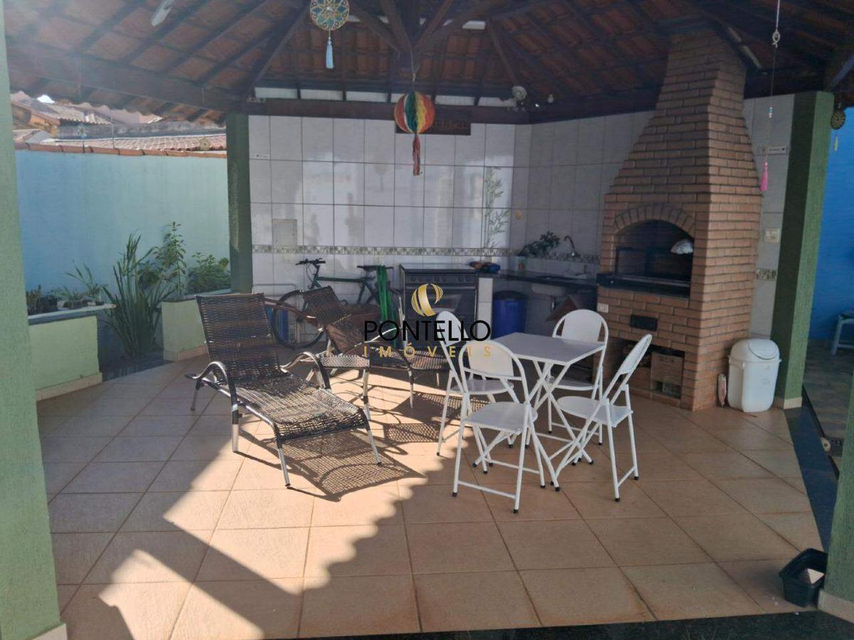 Casa, Esperança, 3 Quartos, 8 Vagas, 1 Suíte