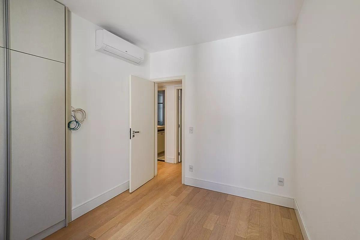 Apartamento, Savassi, 4 Quartos, 2 Vagas, 1 Suíte