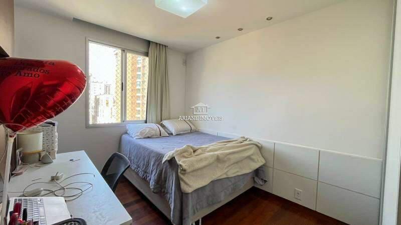 Apartamento, Funcionários, 2 Quartos, 2 Vagas, 1 Suíte