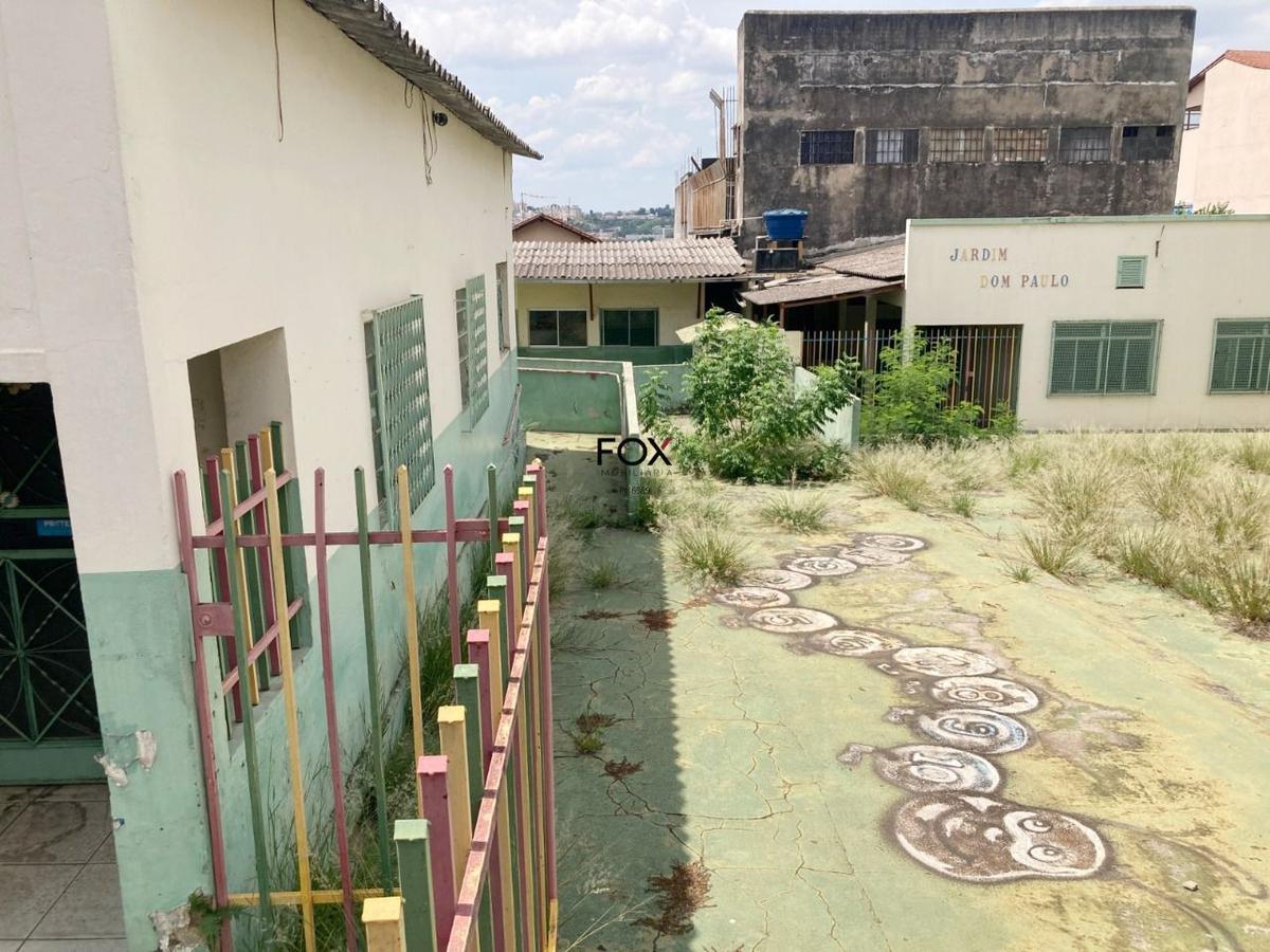 Lote, Das Industrias I (barreiro), 0 Quarto, 0 Vaga