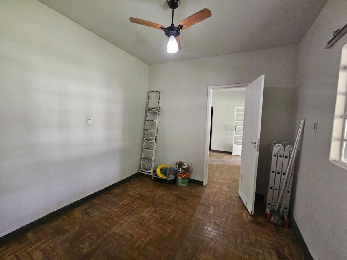 Casa, Renascença, 2 Quartos, 2 Vagas