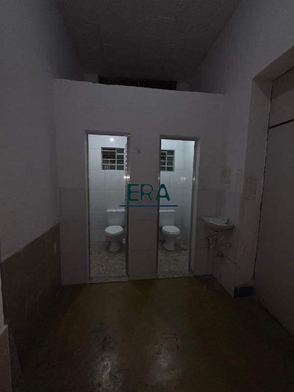 Andar, Centro, 0 Quarto, 0 Vaga