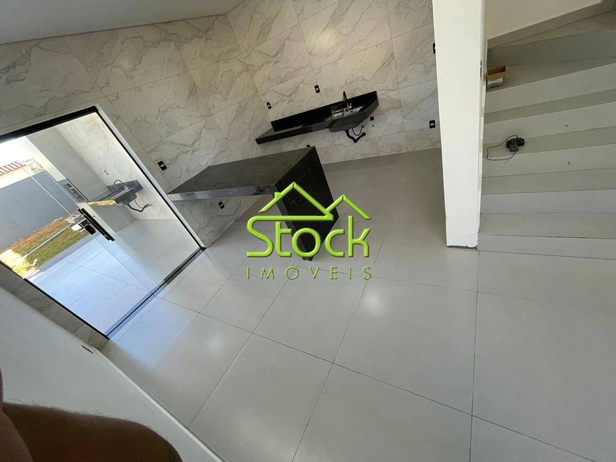 Casa, Jardim Imperial, 3 Quartos, 2 Vagas, 1 Suíte