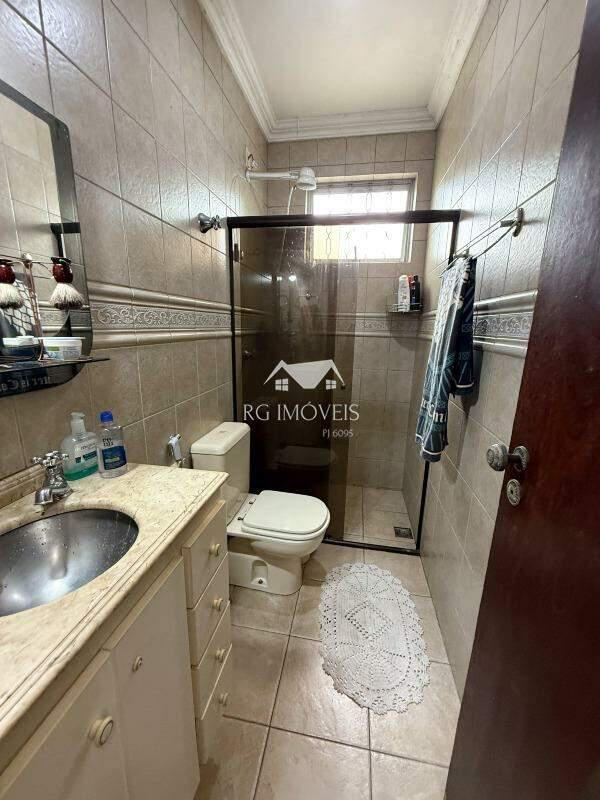 Casa, Tirol (barreiro), 3 Quartos, 2 Vagas, 1 Suíte